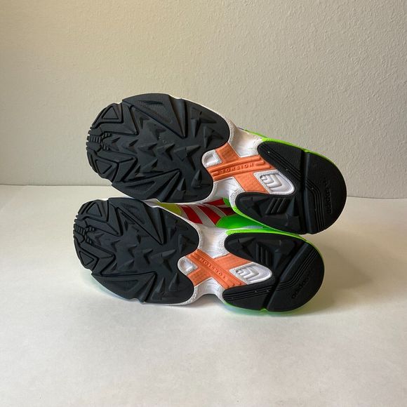 ADIDAS ORIGINALS MEN'S YUNG-96 LOW TEXTILE SHOE EE4407 YELLOW/GREEN/RED SIZE 7 - Picture 8 of 9